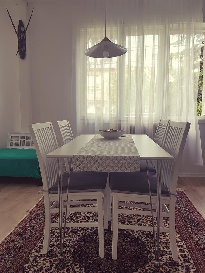 Cosy And Chic... Parking Included Apartman Szarajevó Kültér fotó